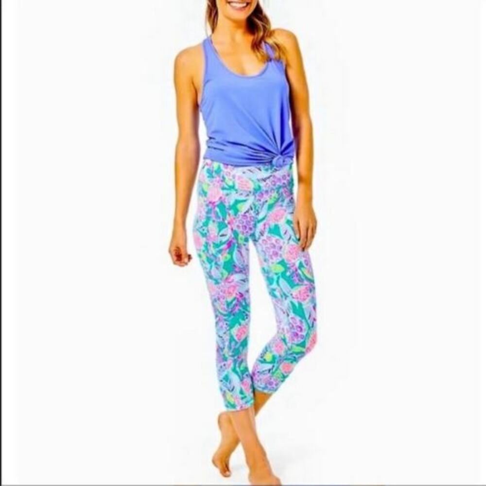 Lilly Pulitzer - Luxletic Weekender Leggings -‎ Turtle Wave Print - Size XS